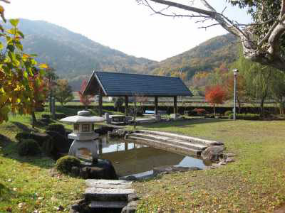 伊野部町親水公園